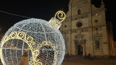 Natale Tirano luci