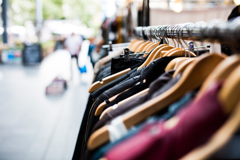 Shopping vestiti negozio pixabay