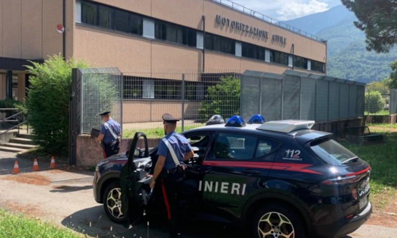 Carabinieri Sondrio esame patente denuncia