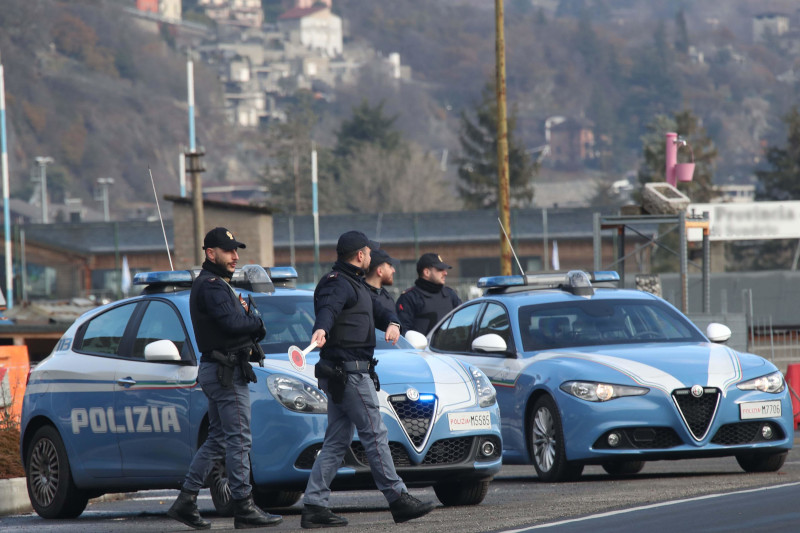 Polizia di Stato controlli