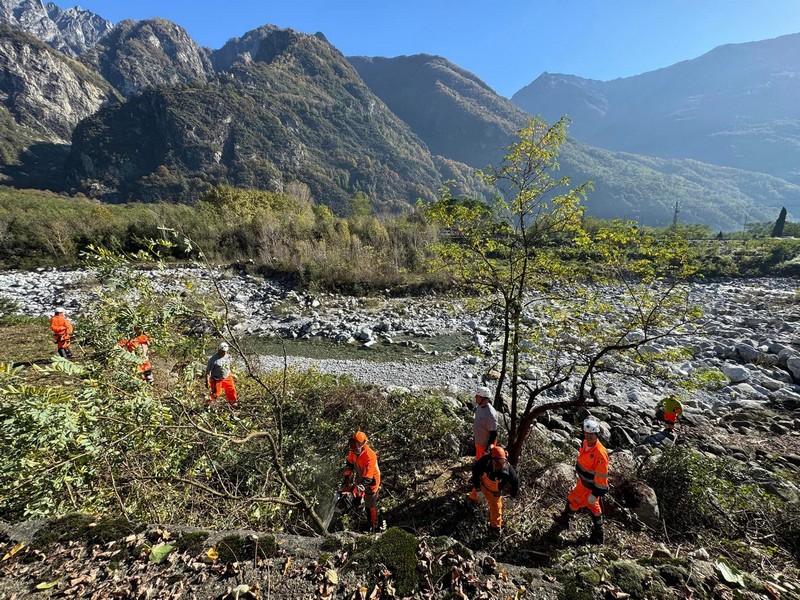 Fiumi sicuri pulizia torrente Codera