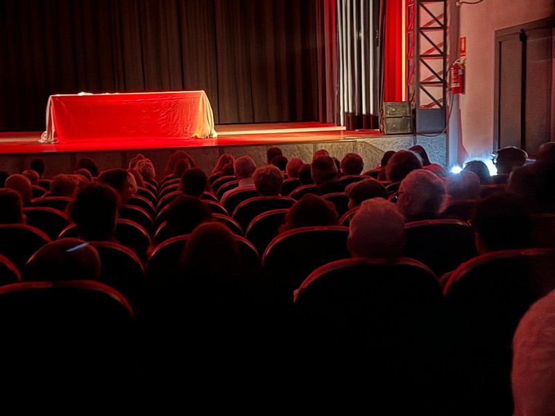 Tirano stagione teatrale apertura Alessandro Bergonzoni 