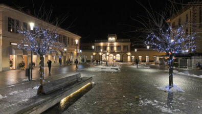 Piazzale Bertacchi Sondrio luminarie natalizie